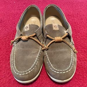 Ladies Sperry Topsiders - Size 9